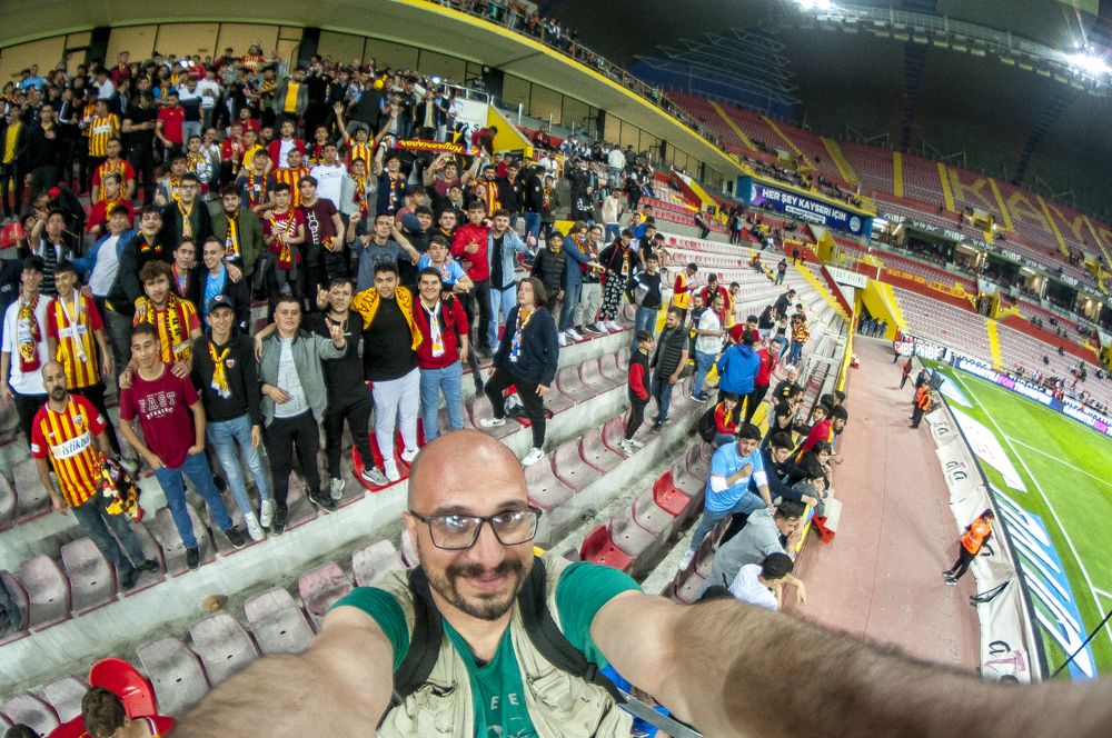 Photograph by DAMOUN POURNEMATI