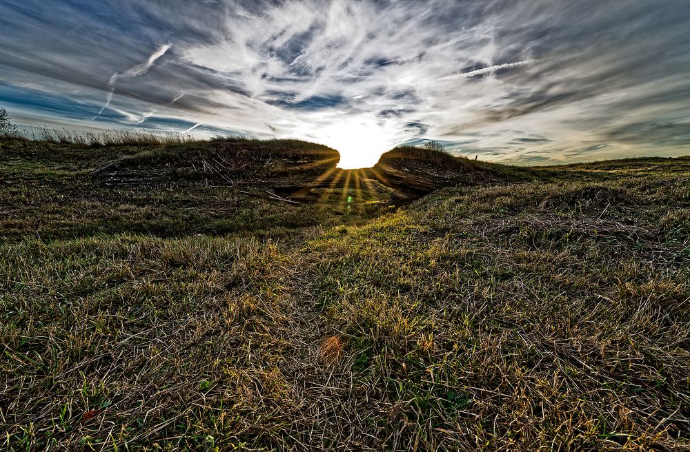 Лучи, заходящего.