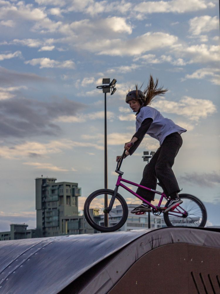 Любительница скорости