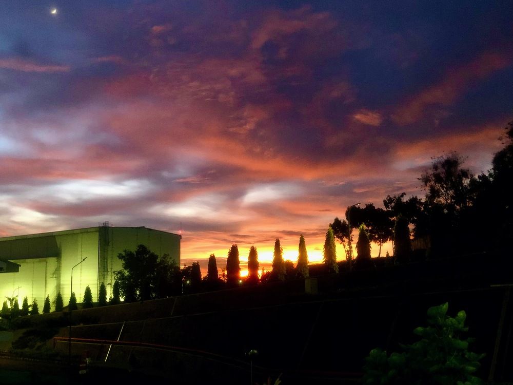 Фотография автора Pra Budi Zulkarnaen