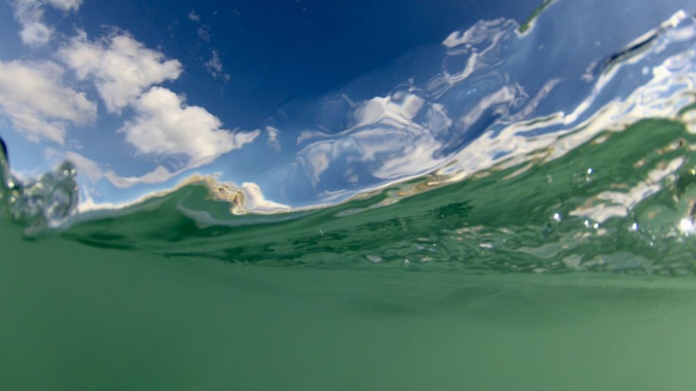 Море сливающиеся с небом.