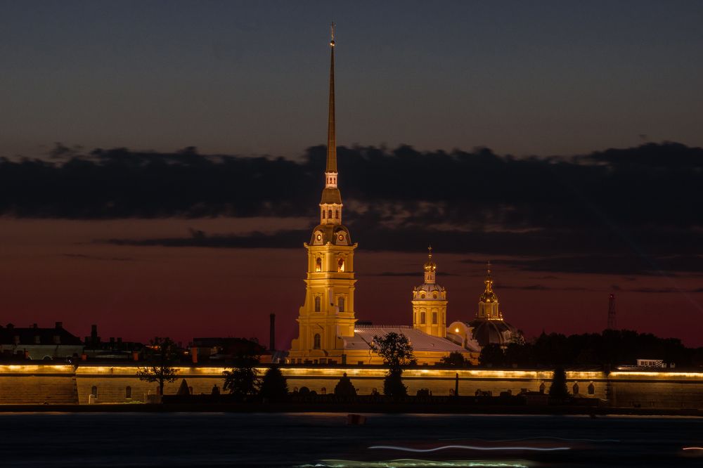 Фотография автора Антон Петров