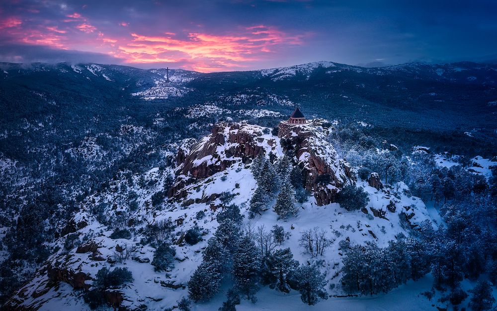 Photograph by Oscar Lata