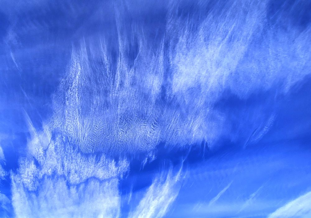 Расплесканные облака