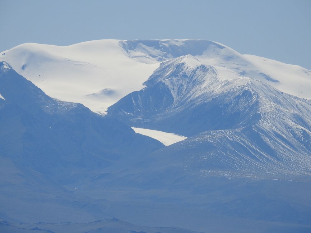 Tsambagarav mountain