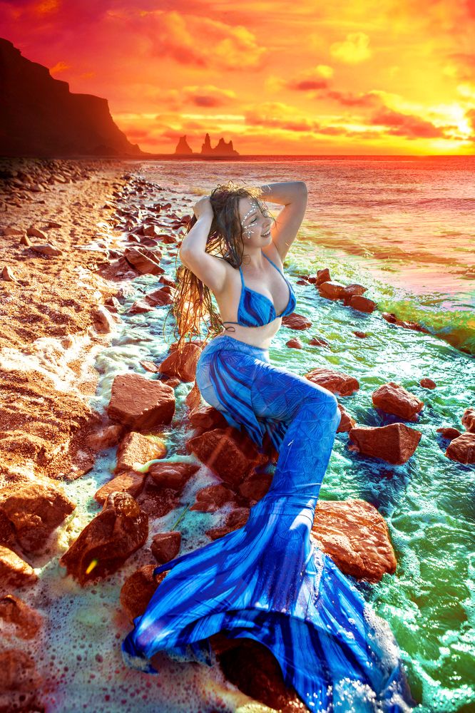 Photograph by Katrin Antares