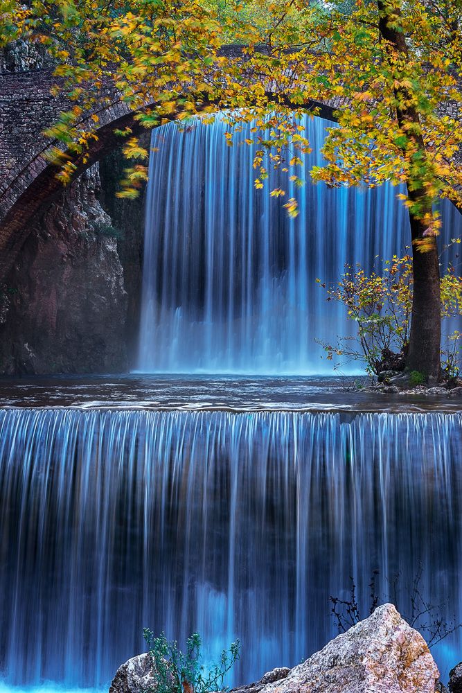 Photograph by Nikos Leonov