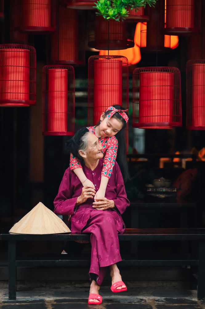 Photograph by Anh Nguyễn