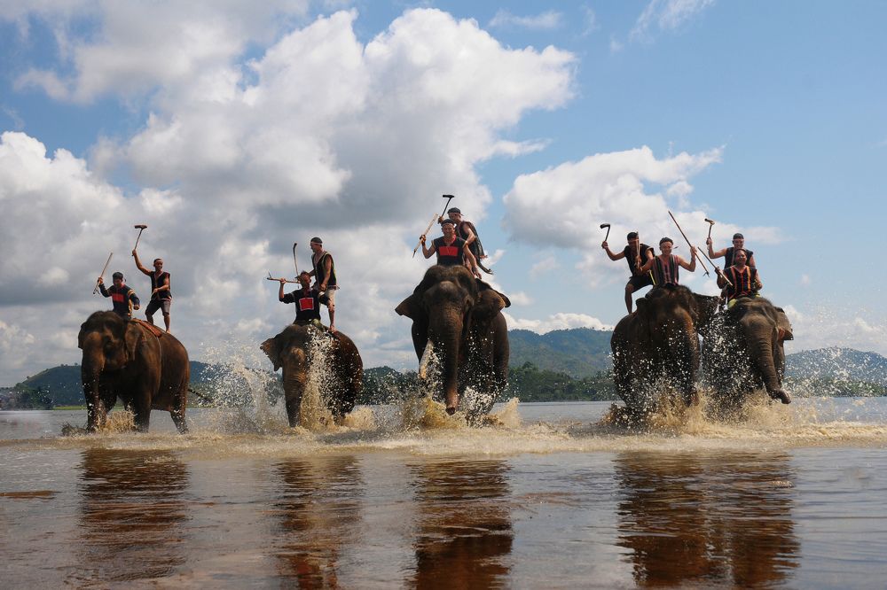 Photograph by NGỌC HẢI NGUYỄN