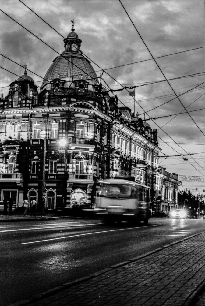 На пересечении двух проспектов