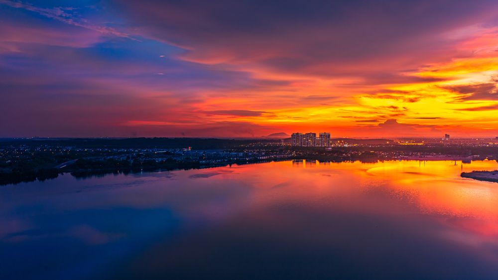 The Skies of Blue Hour