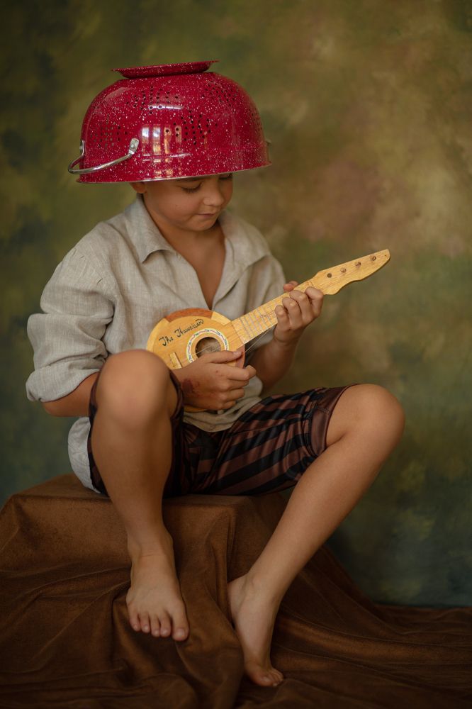 Boy with uke