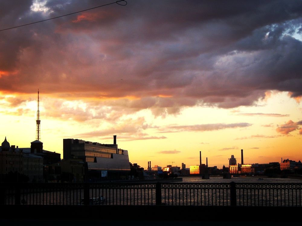 Закат на мосту, г. Санкт-Петербург