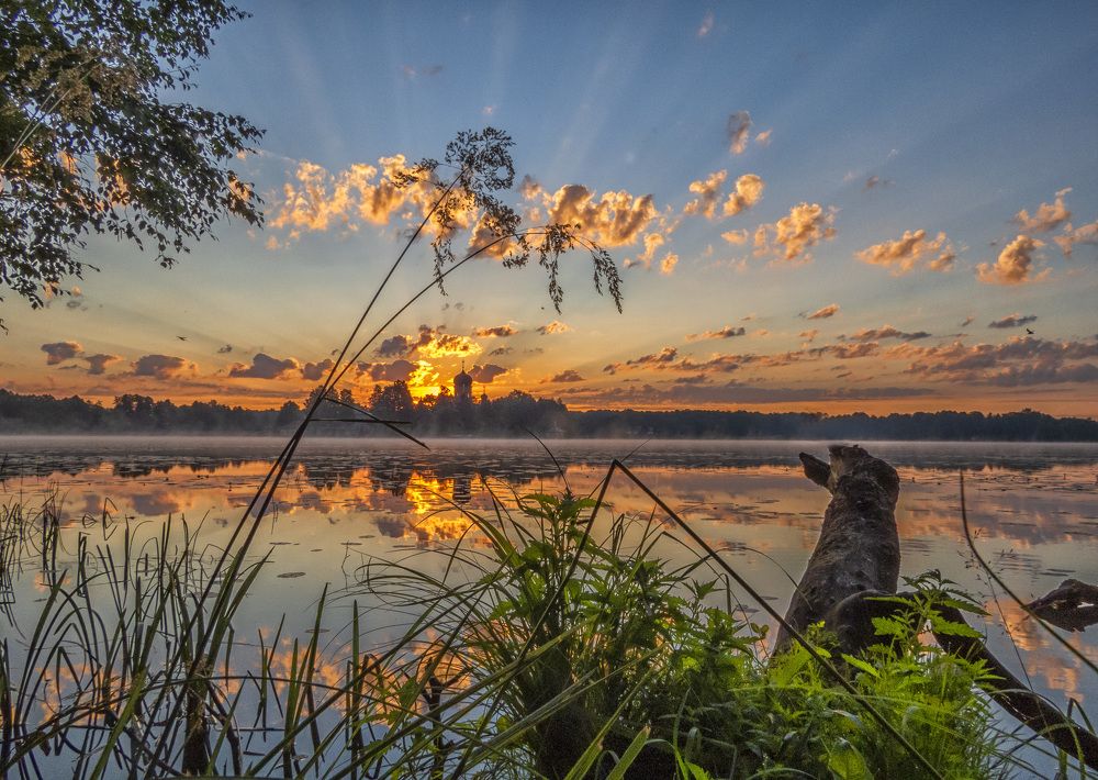 Восход на Введенском озере