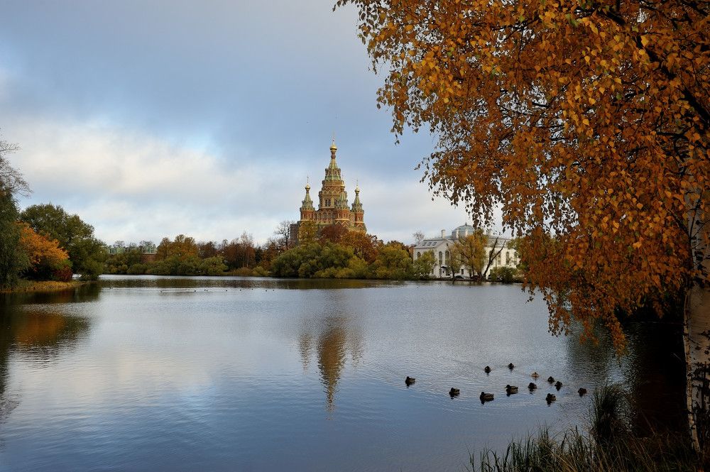 Петергоф. Октябрь