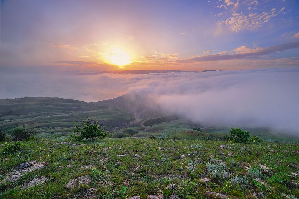 Облако тумана на закате