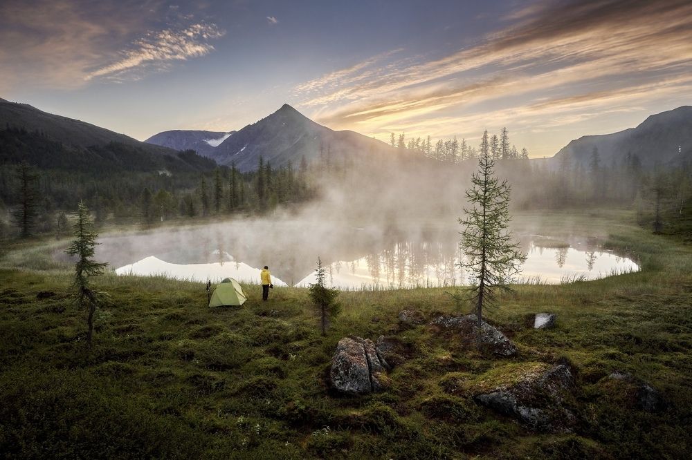 Безымянное озеро в долине реки Манарага