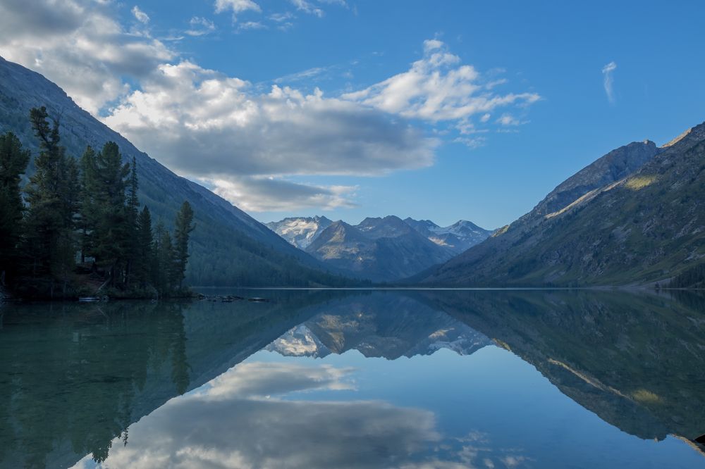 Утро в Зазеркалье
