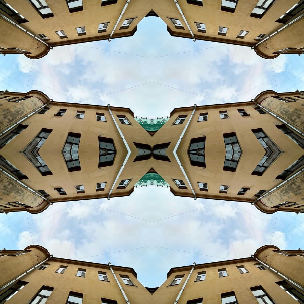 Дворы-колодцы. Арт.