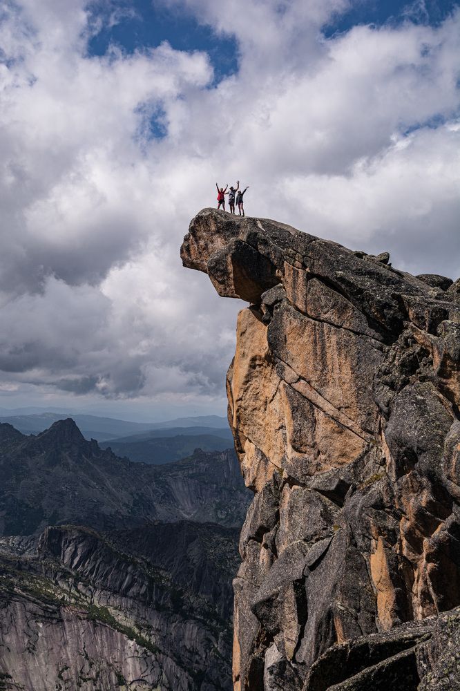 Скала "Зуб дракона"
