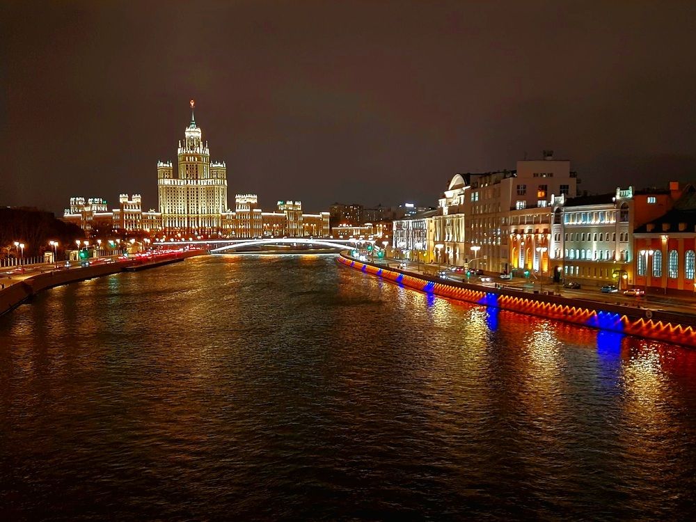 Москва в ночи.