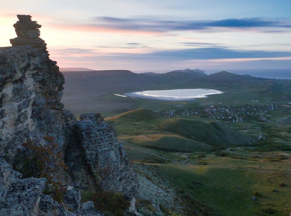 Коктебель. Соленое озеро Бараколь.