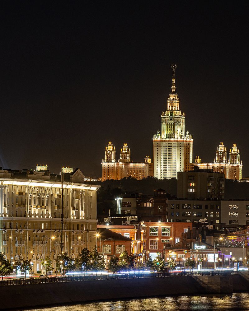 Night skyscraper lights