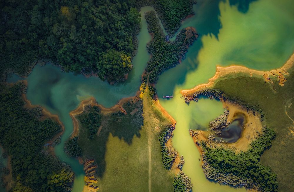 Photograph by Minh Chu Van