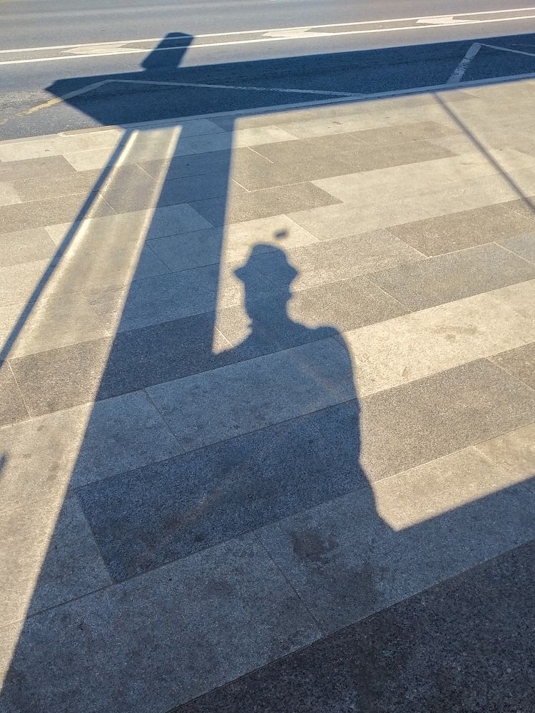 Фотография автора Андрей Жуков