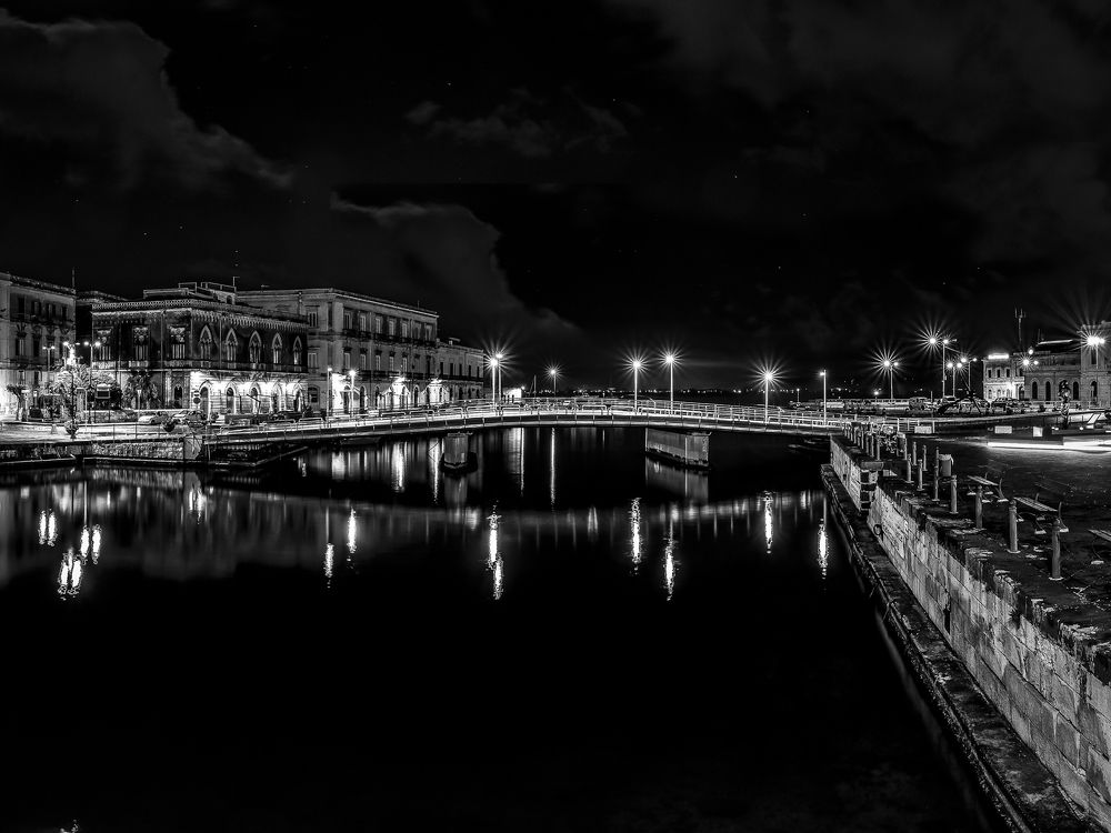 Photograph by Vincenzo Miconi