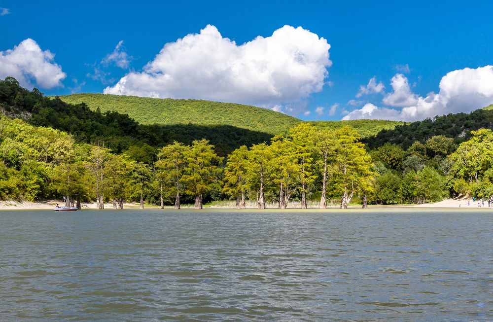 Кипарисовое озеро в Сукко