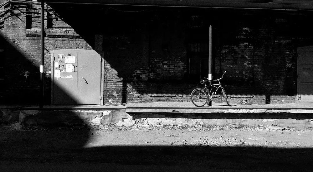 Красный треугольник, летний.