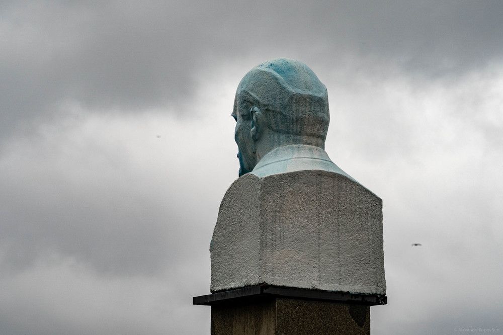 Photograph by Alexander Popov