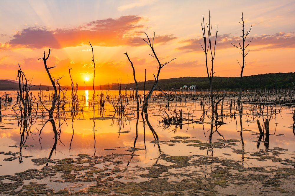 Озеро Тамбукан