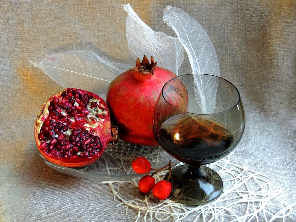 Вино, оно на радость нам дано.