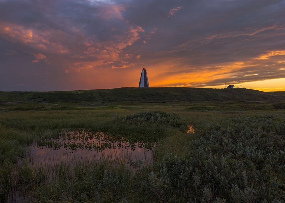 Рассвет на Никодимском маяке