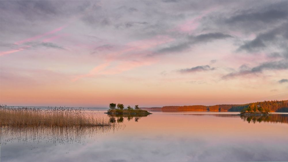 Photograph by Aleksandr Belov