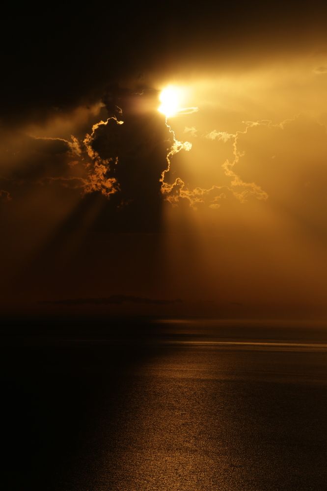 Бегущая по волнам