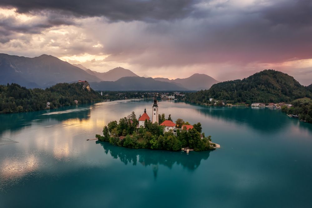 Photograph by Attila Tamas