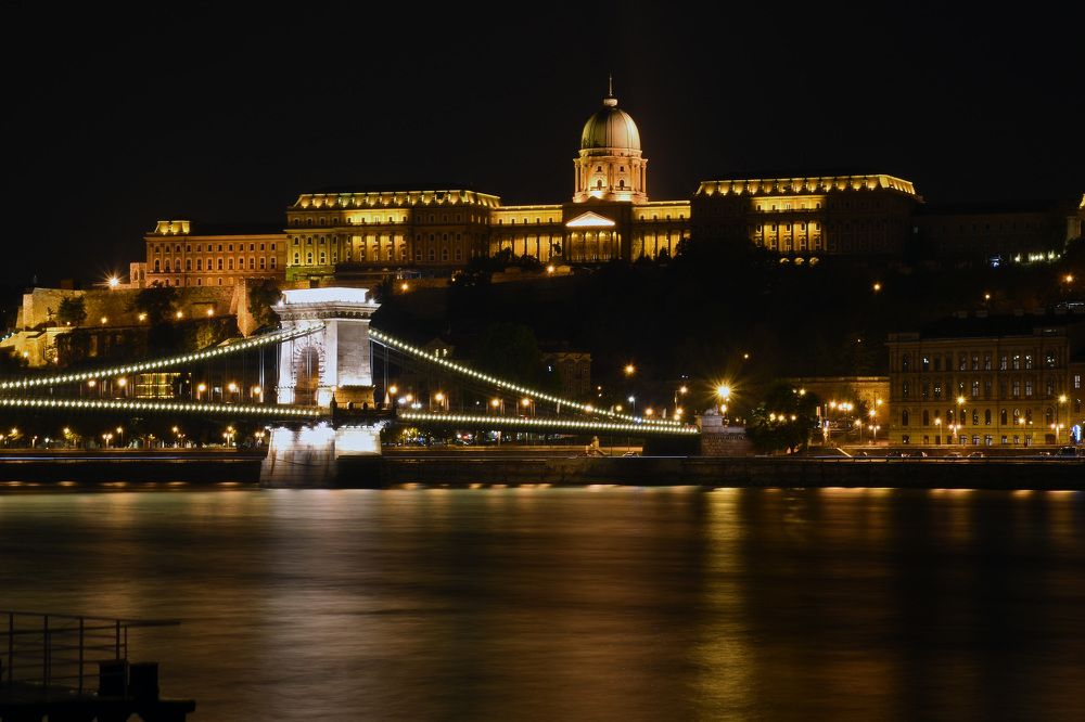 Photograph by Anton Leonchikov