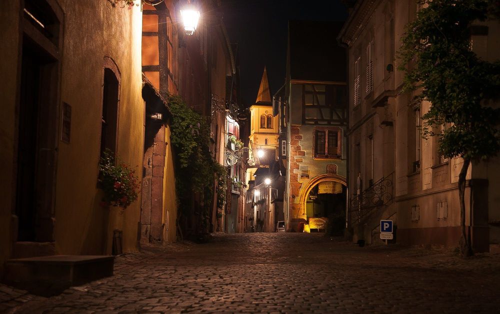 Photograph by Pavel Bernshtam