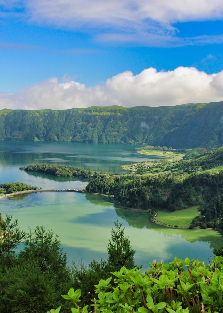 Photograph by Leo Tujak