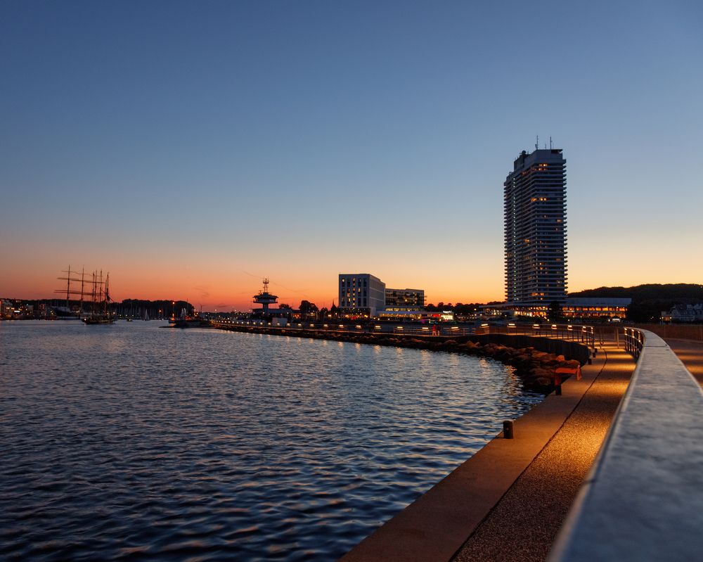 Photograph by Olga Siefried-Woitschischin