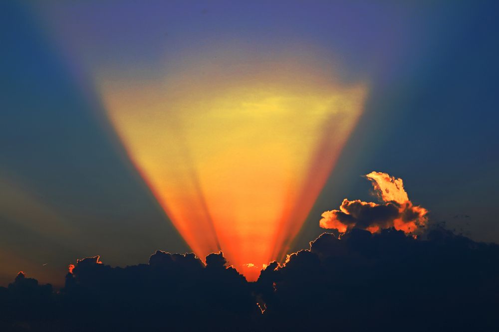 Небесный прожектор.