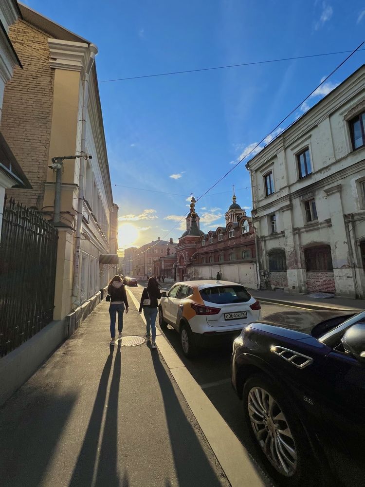 Вечерняя прогулка