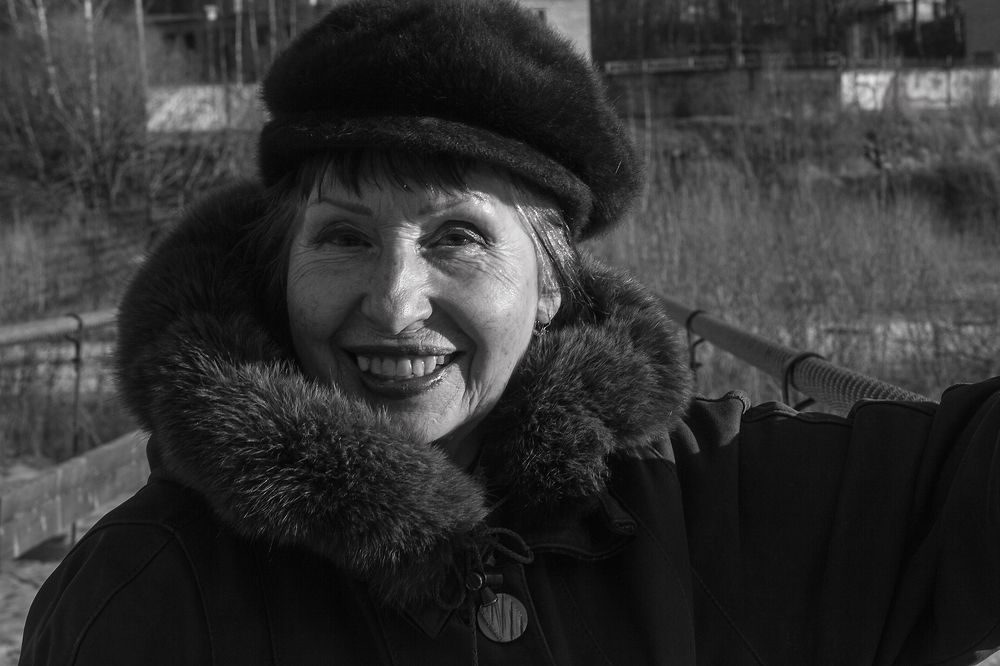 Оптимистка.