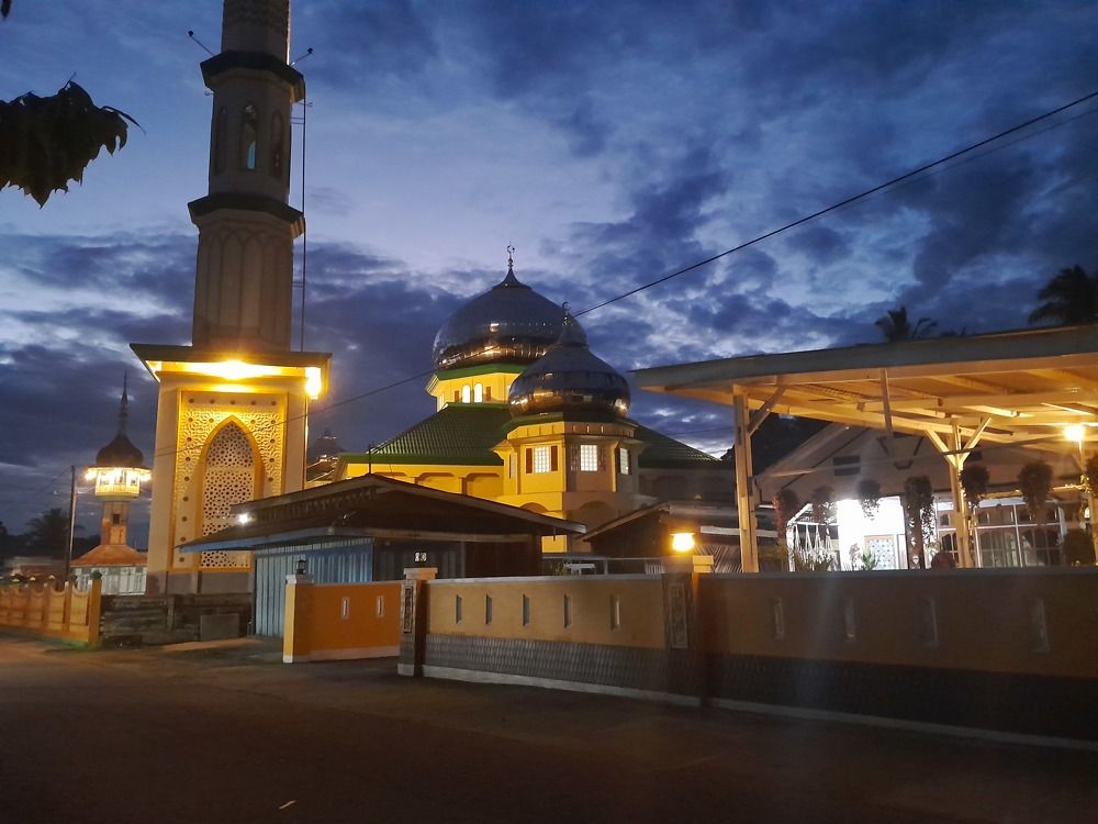 Photograph by M AFDAL