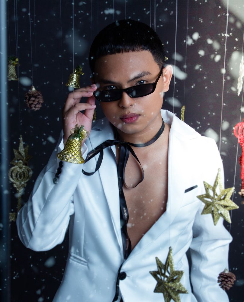 Christmas men potrait