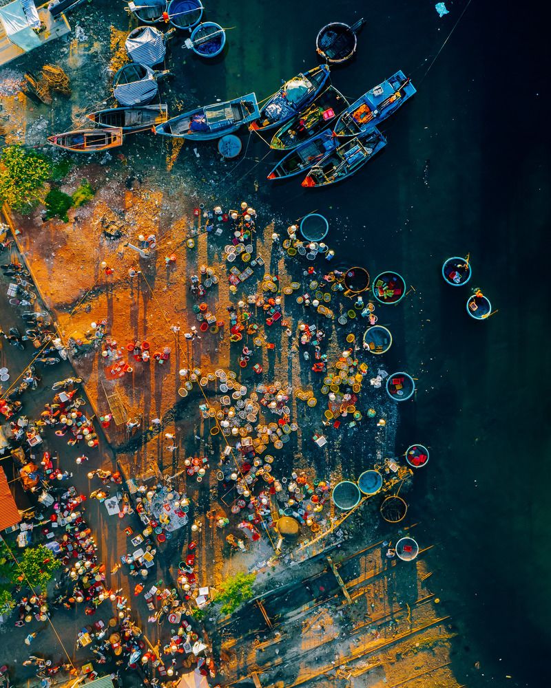 Photograph by Lê Văn Anh Tài