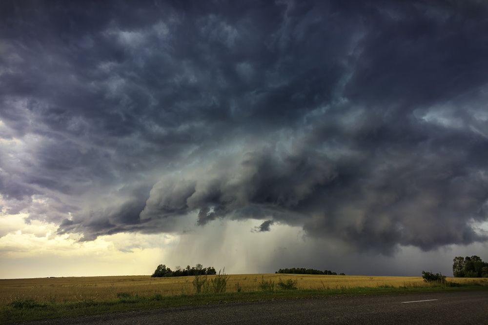 Просто гроза...